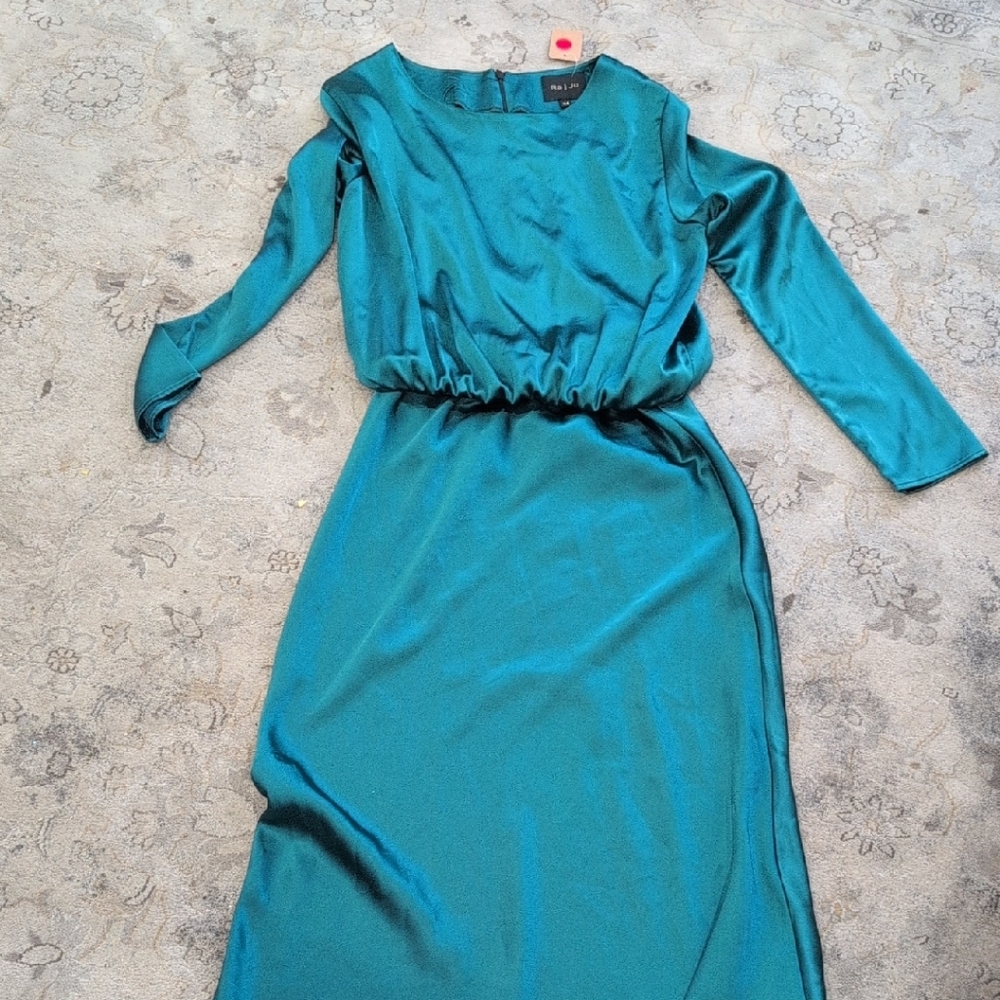 Chic Shiny Green Long Sleeve Midi Blouson Evening Dress